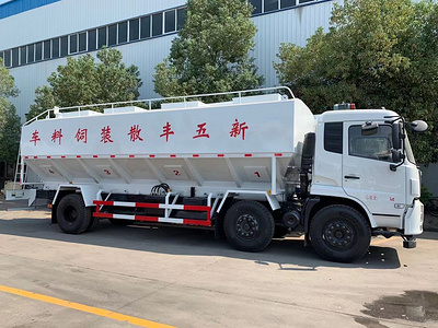 東風天錦小(xiǎo)三軸30方15噸散裝飼料運輸車(chē)圖片